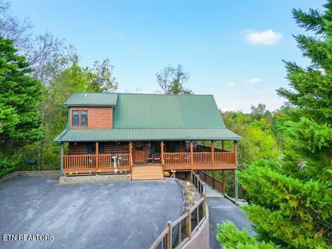 909 Deer Run Way Way 4099 Sevierville TN 37862