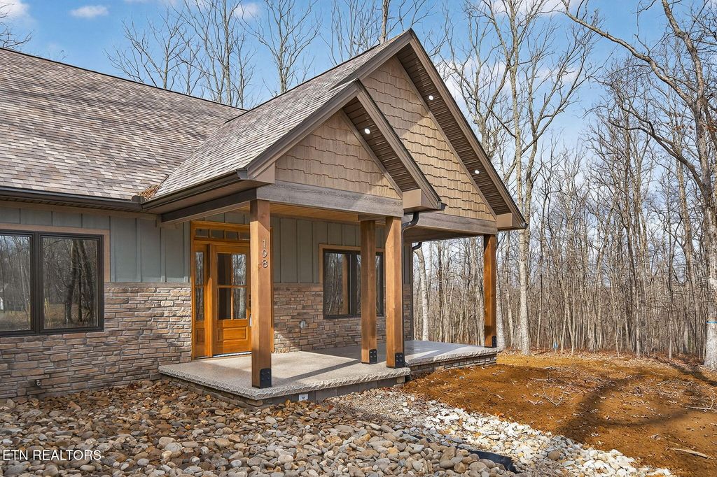 Photo of 198 Albemarle Lane, Crossville, TN 38558 (MLS # 1307881)