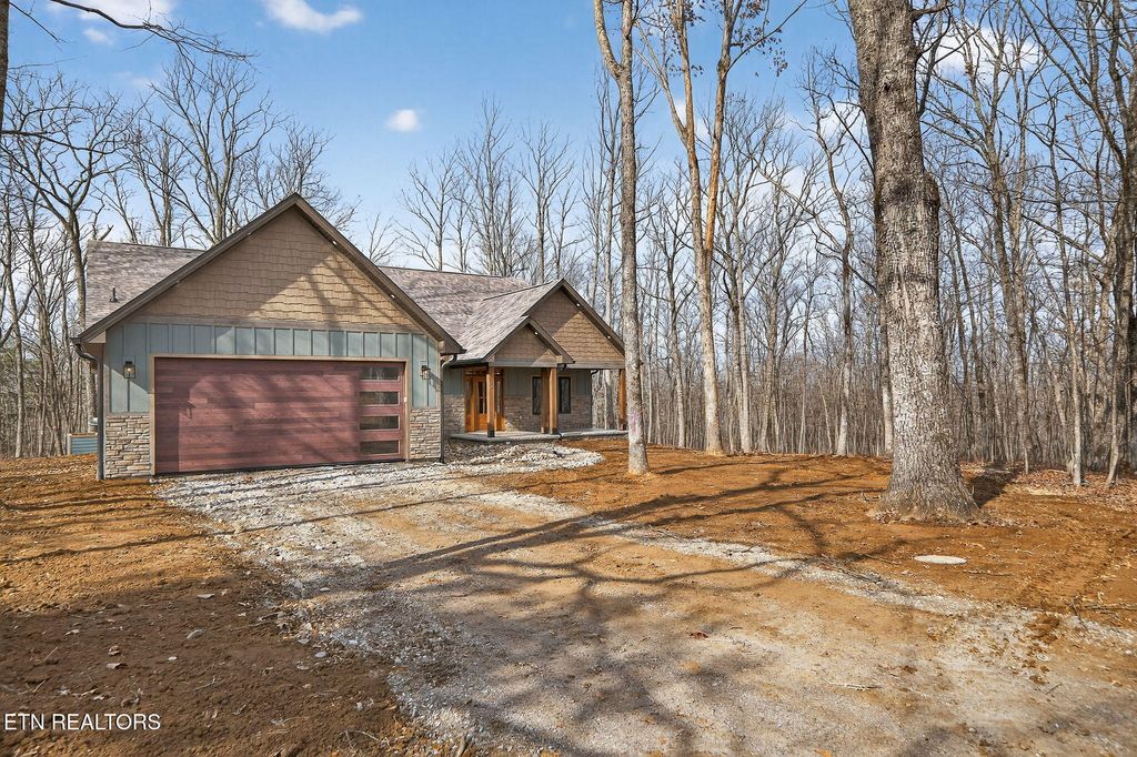 Photo of 198 Albemarle Lane, Crossville, TN 38558 (MLS # 1307881)