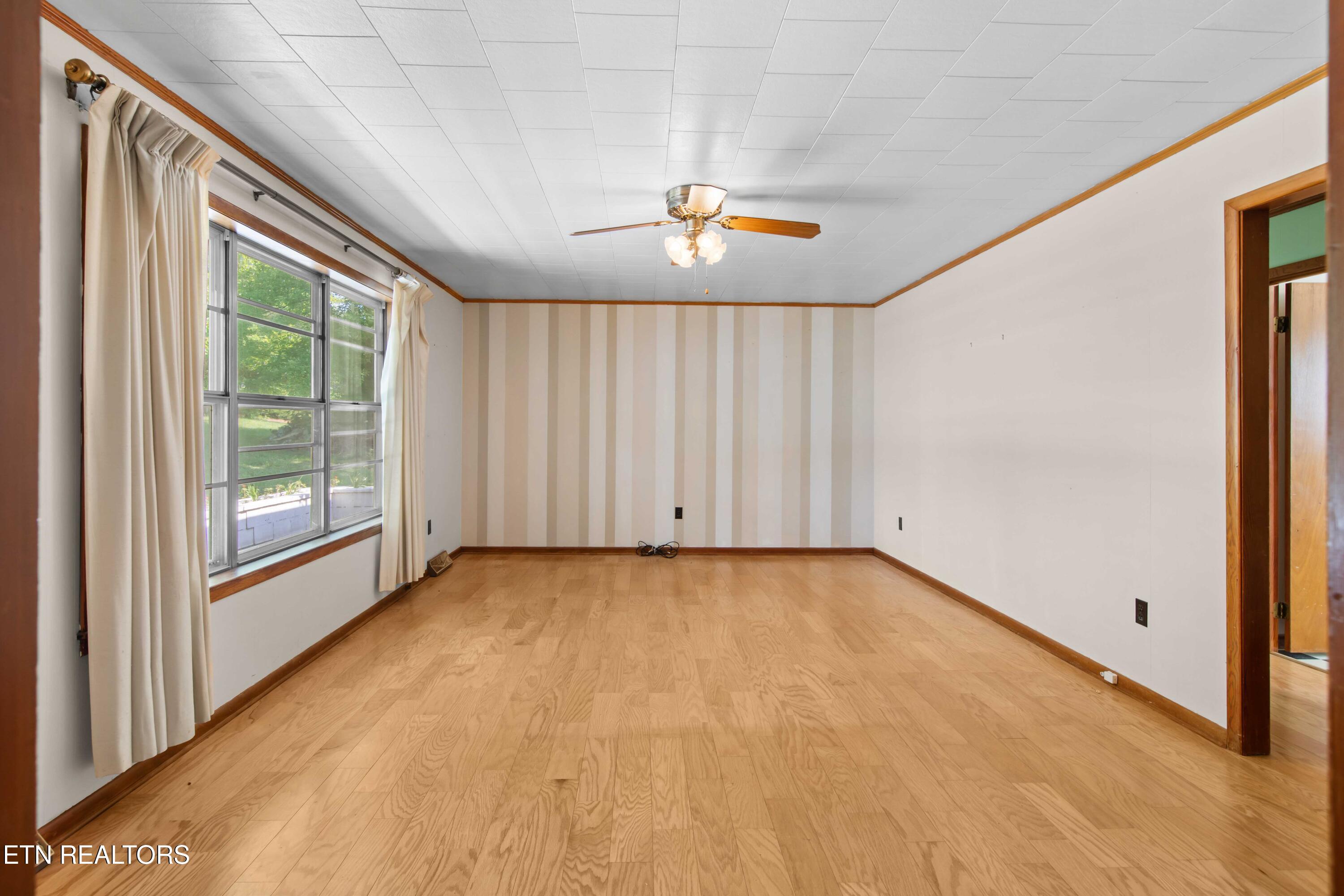 149 Holbrook Ave