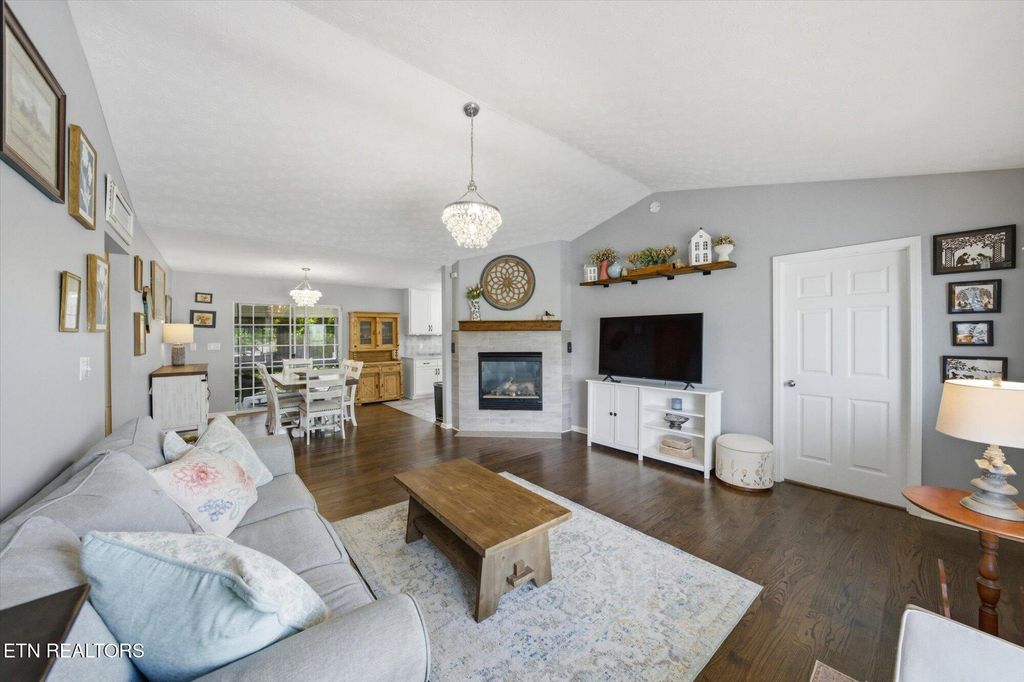 Photo of 1618 Rivergate Ridge Court, Sevierville, TN 37862 (MLS # 1337774)