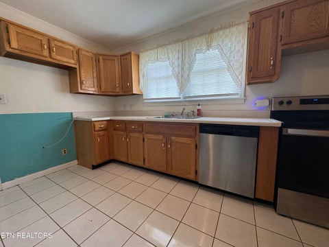 Tiny photo for 1209 Morgan St, Athens, TN 37303 (MLS # 1355489)