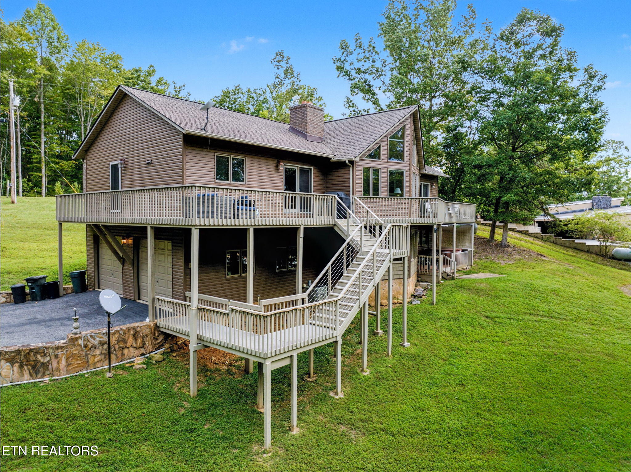 128 Fox Lane