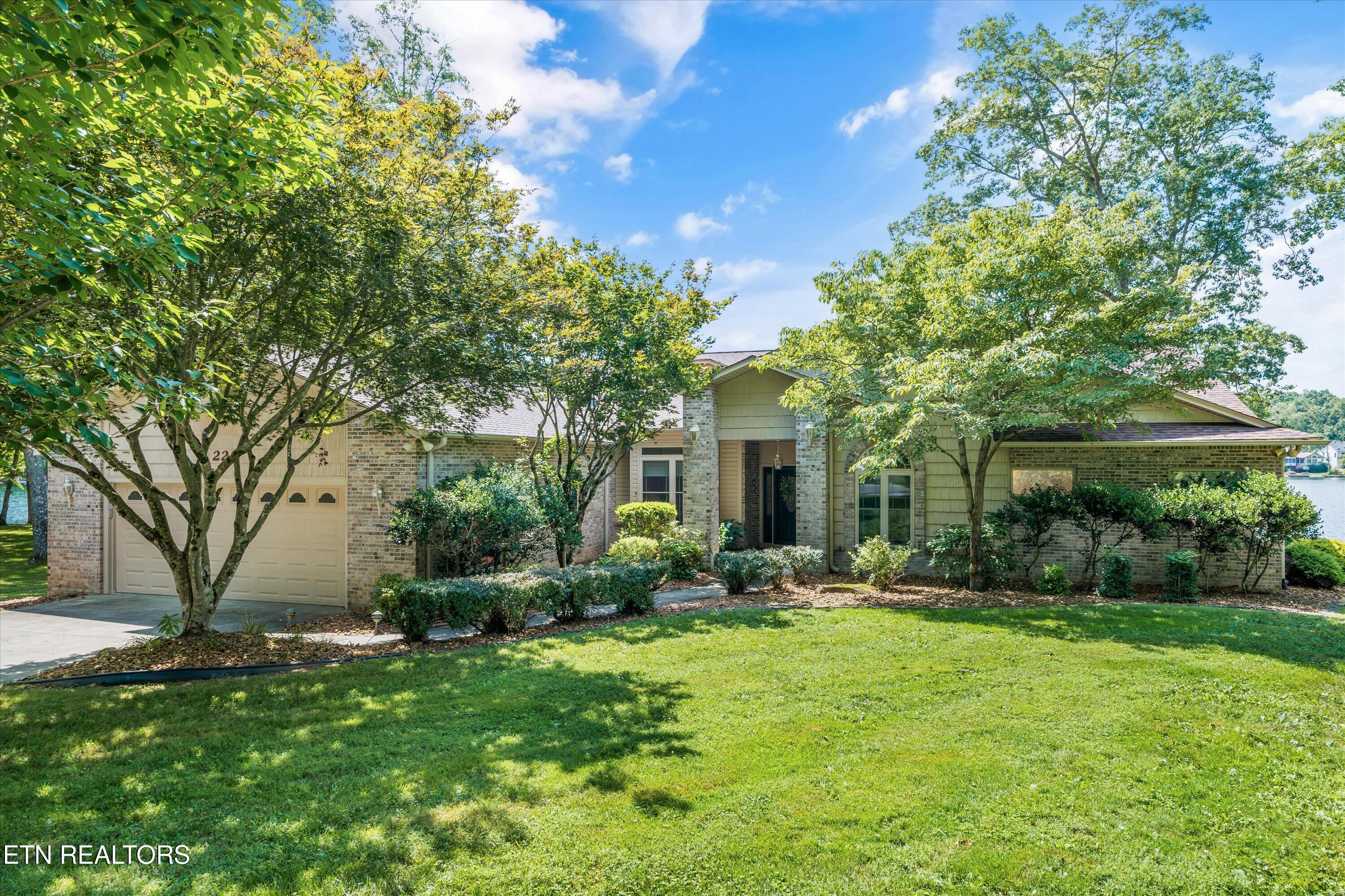 22 Meadowlark Circle