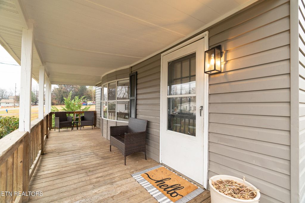 Photo of 234 Rockford Walker Court, Rockford, TN 37853 (MLS # 1246870)