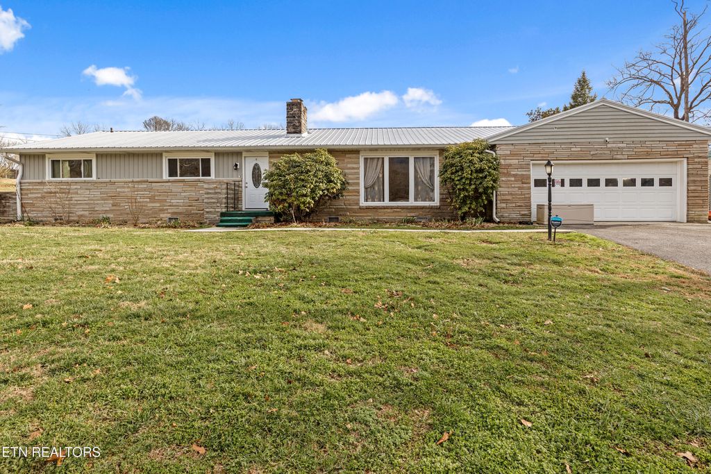 Photo of 710 Sylvan Drive, Rockwood, TN 37854 (MLS # 1327812)