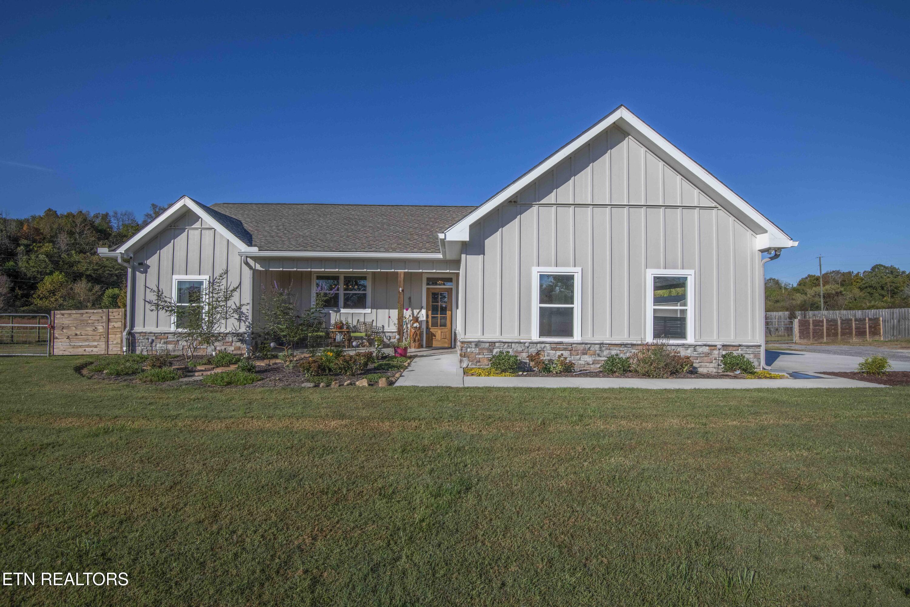 716 Howell Rd