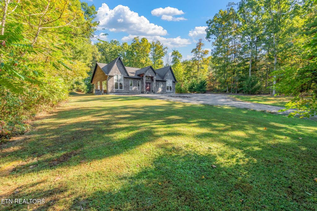 Photo of 304 Lees Chapel Rd, Sweetwater, TN 37874 (MLS # 1318884)