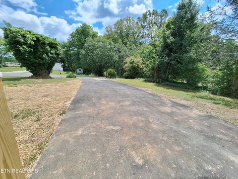 Tiny photo for 108 County Road 621, Etowah, TN 37331 (MLS # 1340538)