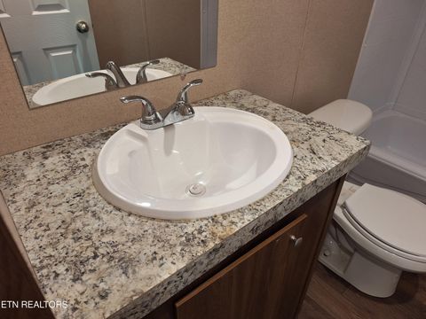 Tiny photo for 108 County Road 621, Etowah, TN 37331 (MLS # 1340538)
