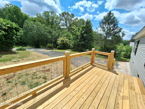 Tiny photo for 108 County Road 621, Etowah, TN 37331 (MLS # 1340538)