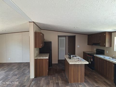 Tiny photo for 108 County Road 621, Etowah, TN 37331 (MLS # 1340538)