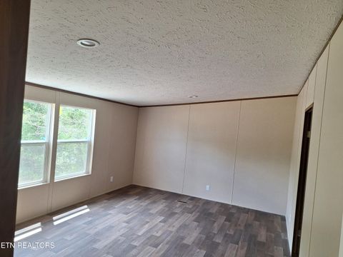Tiny photo for 108 County Road 621, Etowah, TN 37331 (MLS # 1340538)