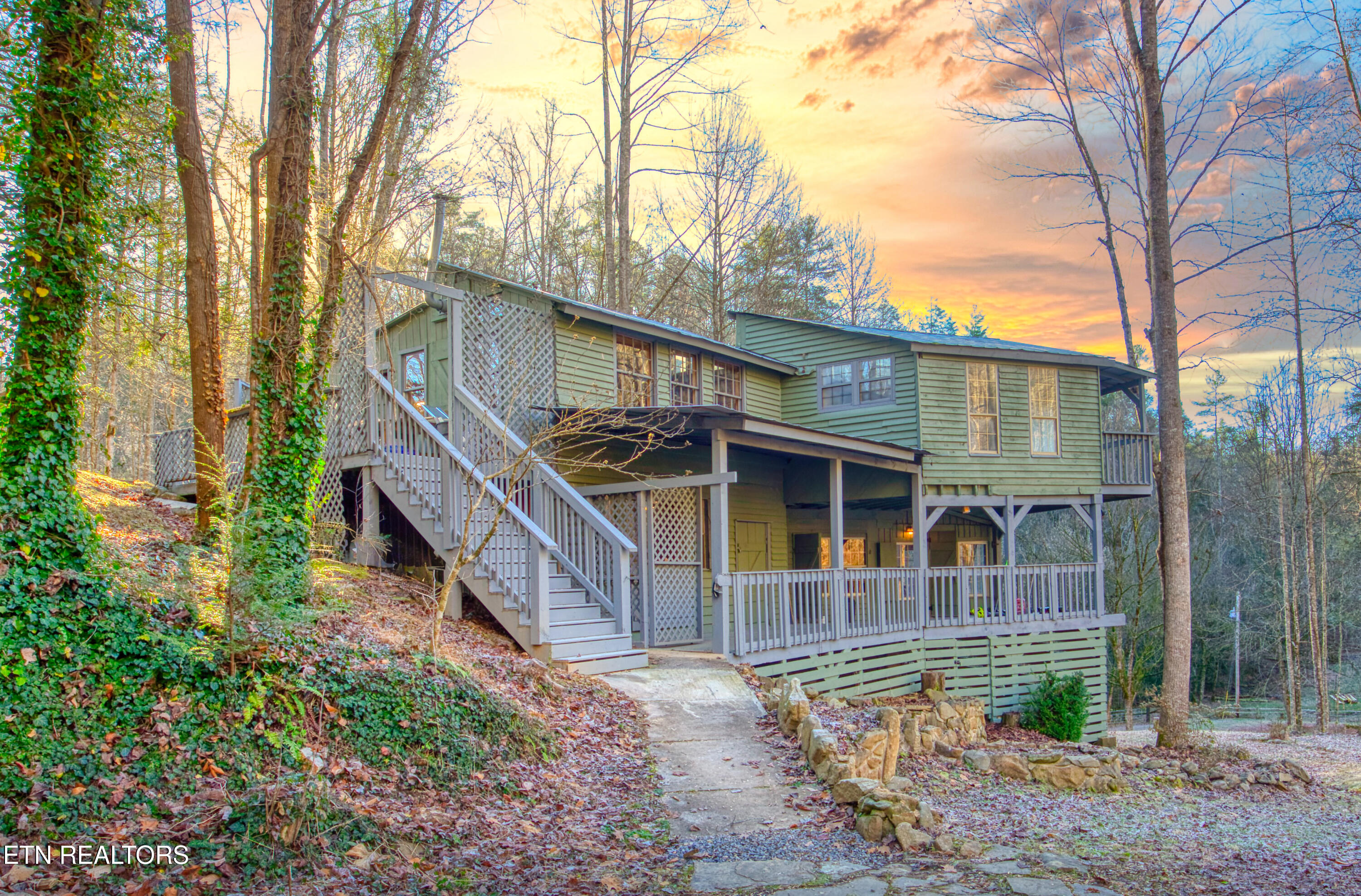 925 Newcombe Branch Way