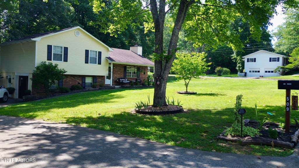 Photo of 509 Jerdan Rd, Knoxville, TN 37919 (MLS # 1343713)