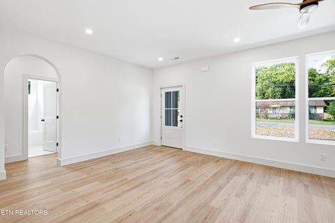 Tiny photo for 5318 Aubrey Lane, Knoxville, TN 37912 (MLS # 1354040)
