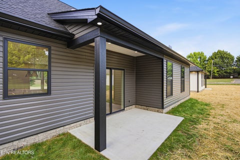 Tiny photo for 5318 Aubrey Lane, Knoxville, TN 37912 (MLS # 1354040)