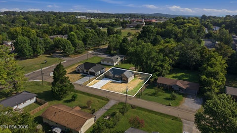 Tiny photo for 5318 Aubrey Lane, Knoxville, TN 37912 (MLS # 1354040)