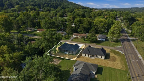 Tiny photo for 5318 Aubrey Lane, Knoxville, TN 37912 (MLS # 1354040)