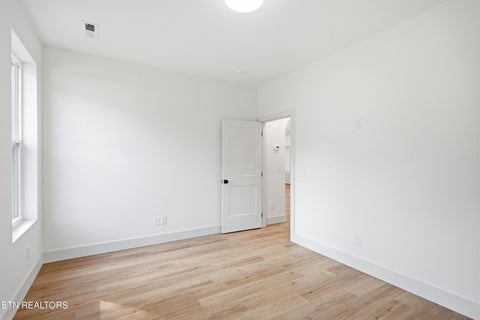 Tiny photo for 5318 Aubrey Lane, Knoxville, TN 37912 (MLS # 1354040)