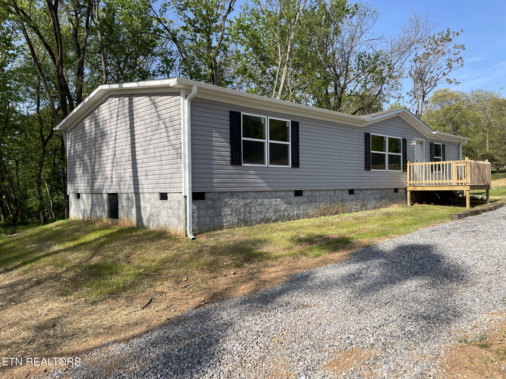 1517 Sweetwater Vonore Rd