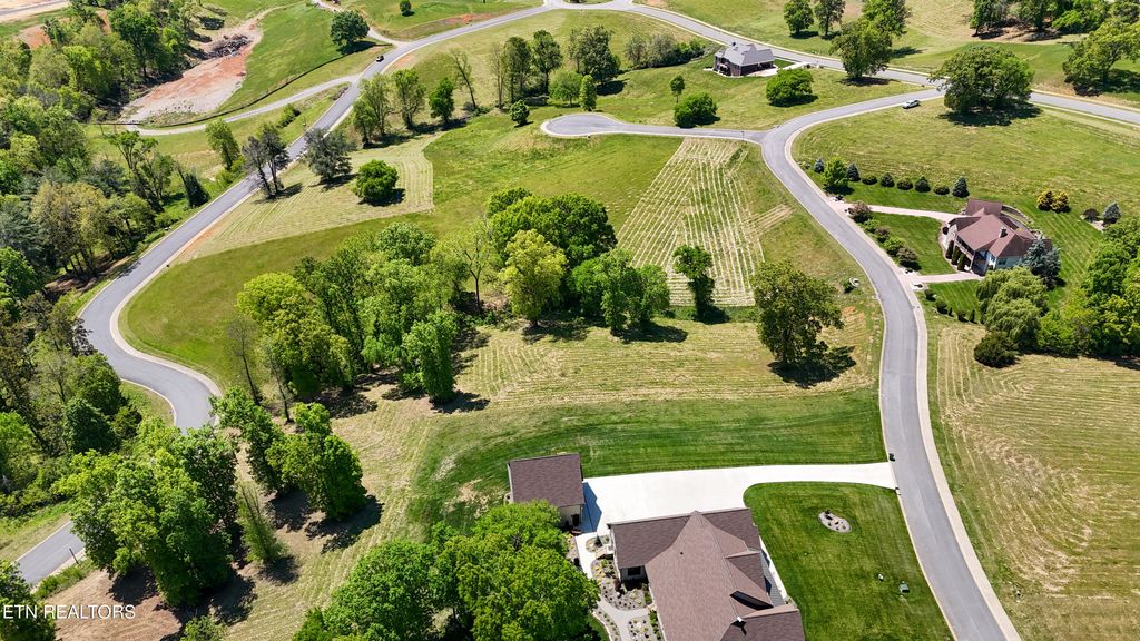 Photo of 2414 Starboard Crest Rd, Morristown, TN 37814 (MLS # 1339137)