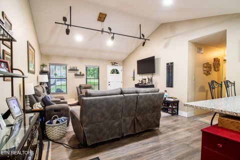 Tiny photo for 4832 Beckford Drive, Maryville, TN 37801 (MLS # 1317738)