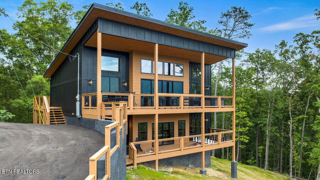 2634 Whipoorwill Hill Way