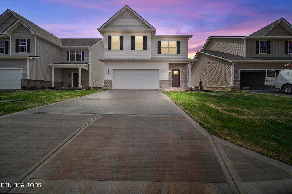 Photo of 4740 Stoneyhurst Lane, Knoxville, TN 37918 (MLS # 1349813)