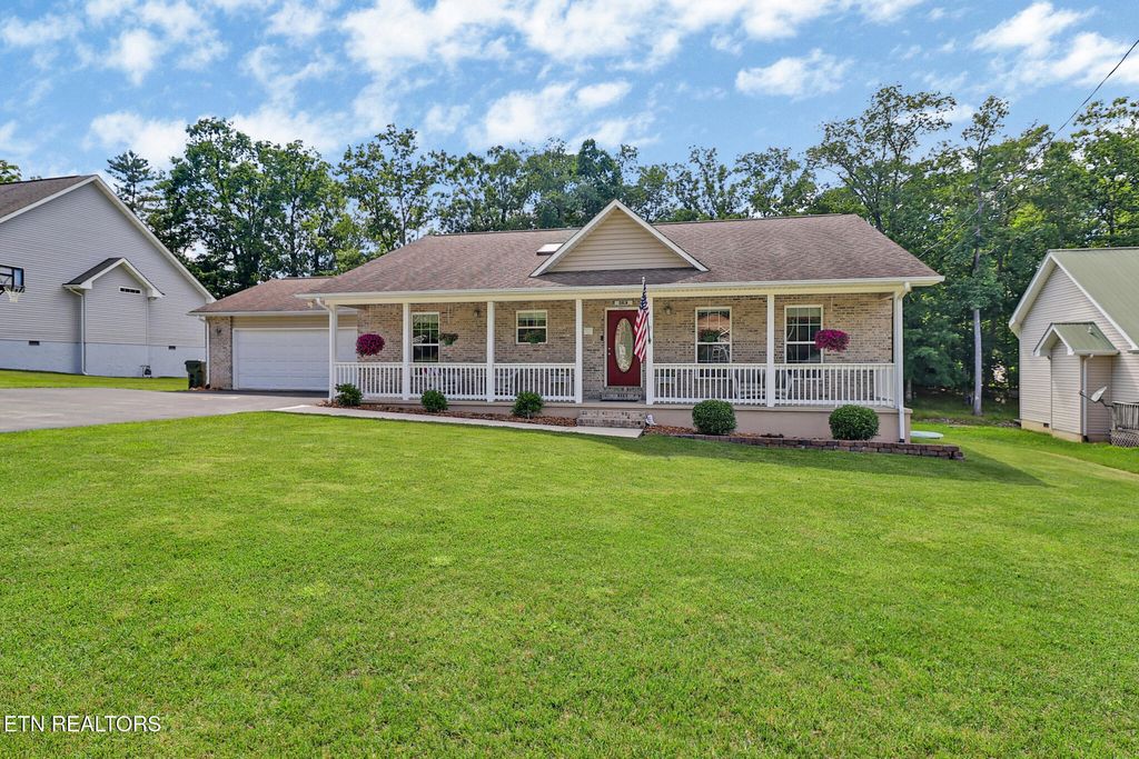 Photo of 21 Knights Way, Crossville, TN 38571 (MLS # 1346392)