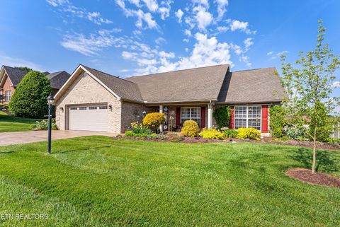 Photo of 3874 Legends Way, Maryville, TN 37801 (MLS # 1340954)