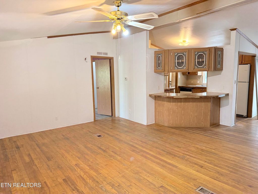 Photo of 807 Little Dogwood Rd, Kingston, TN 37763 (MLS # 1300272)