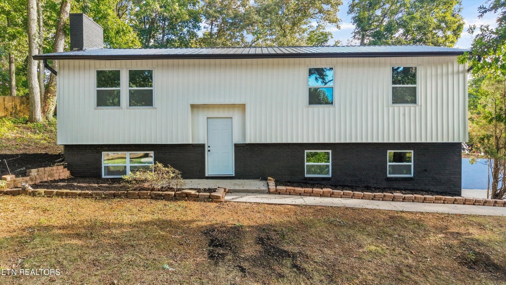 Photo of 8401 Grane Lefe St, Knoxville, TN 37938 (MLS # 1359006)