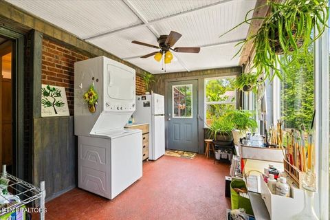 Tiny photo for 524 Park Rd, Caryville, TN 37714 (MLS # 1341579)