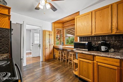 Tiny photo for 524 Park Rd, Caryville, TN 37714 (MLS # 1341579)