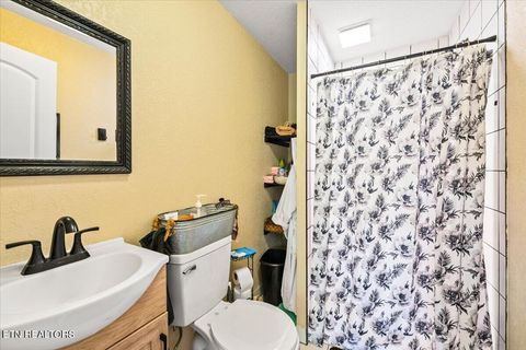 Tiny photo for 524 Park Rd, Caryville, TN 37714 (MLS # 1341579)