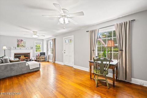 Tiny photo for 524 Park Rd, Caryville, TN 37714 (MLS # 1341579)