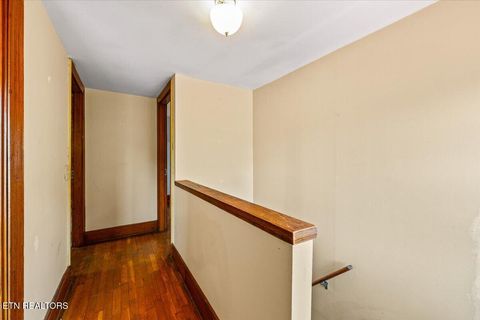 Tiny photo for 524 Park Rd, Caryville, TN 37714 (MLS # 1341579)