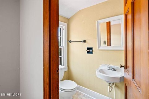 Tiny photo for 524 Park Rd, Caryville, TN 37714 (MLS # 1341579)