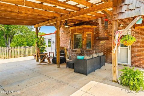 Tiny photo for 524 Park Rd, Caryville, TN 37714 (MLS # 1341579)