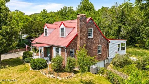 Tiny photo for 524 Park Rd, Caryville, TN 37714 (MLS # 1341579)