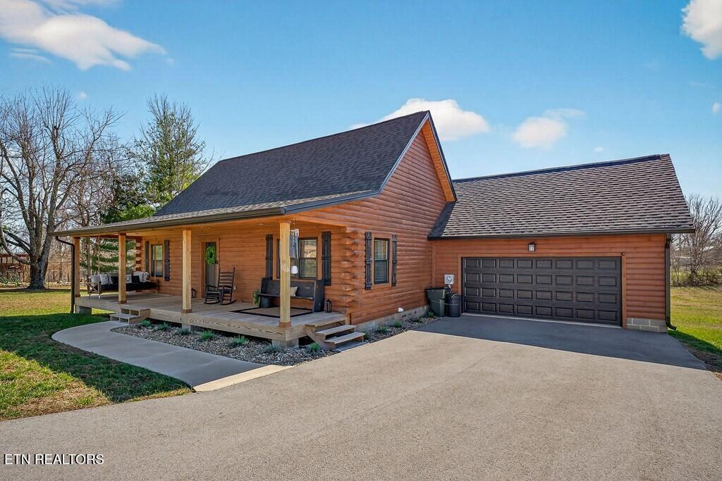 Photo of 108 Crestview Lane, Livingston, TN 38570 (MLS # 1352771)