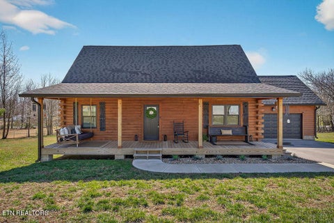 Photo of 108 Crestview Lane, Livingston, TN 38570 (MLS # 1352771)