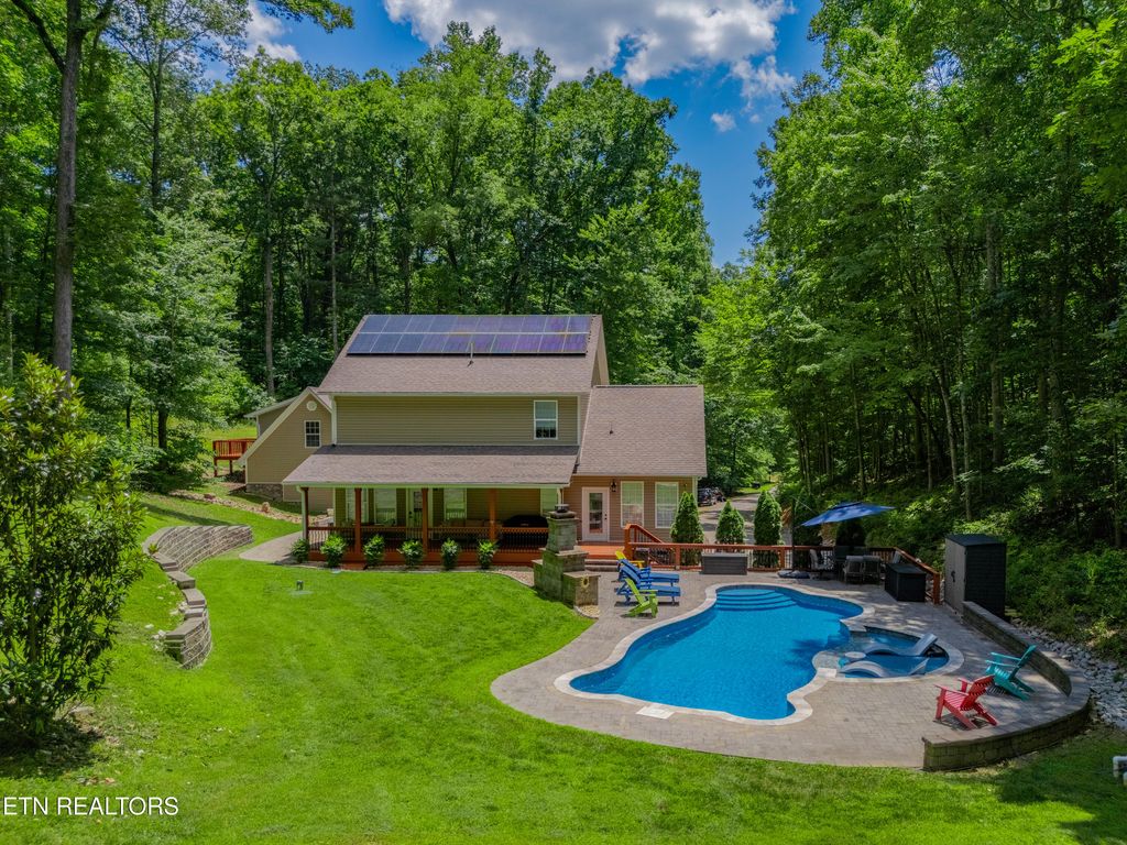 Photo of 140 Winding Tr, Harriman, TN 37748 (MLS # 1311678)