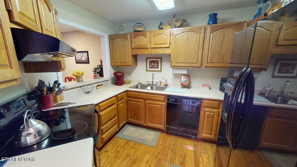 Photo of 408 Lochmere Drive, Morristown, TN 37814 (MLS # 1322119)