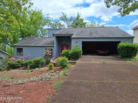 Photo of 124 Sugarbush Circle, Crossville, TN 38558 (MLS # 1334941)