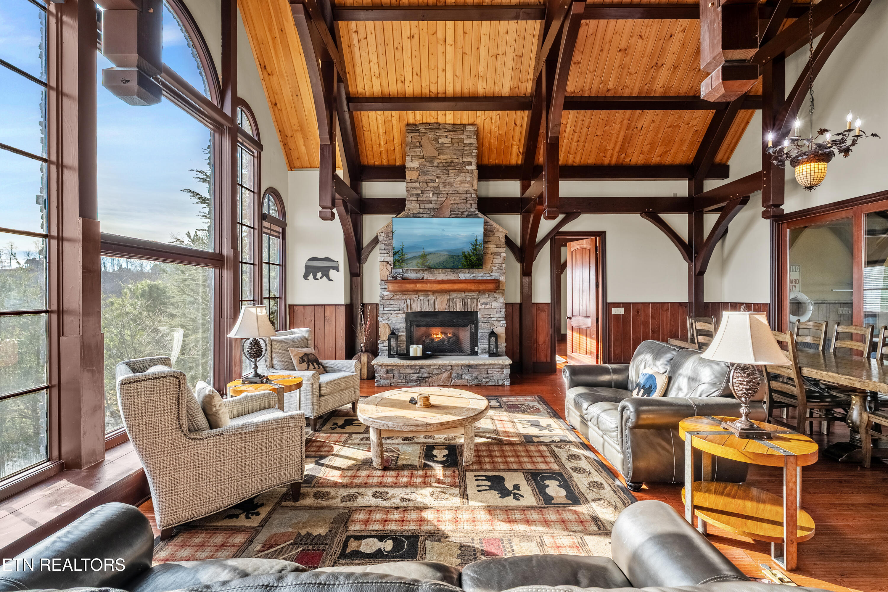 3050 Summit Trails Drive