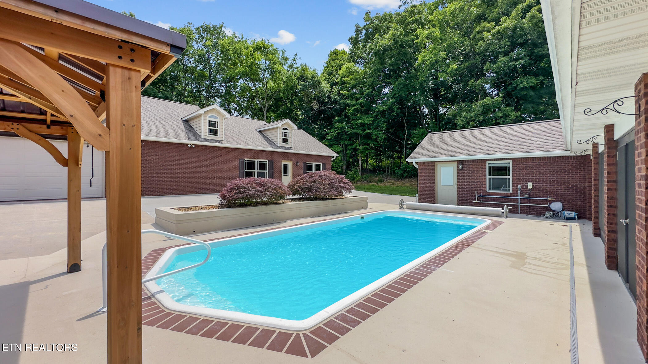 225 Piney Rd
