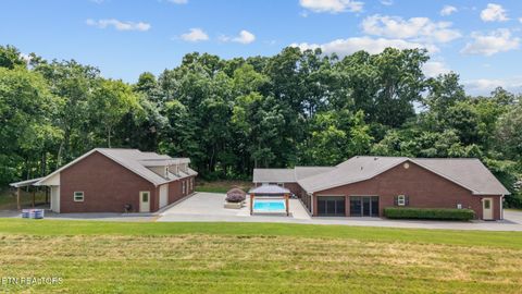225 Piney Rd Kodak TN 37764