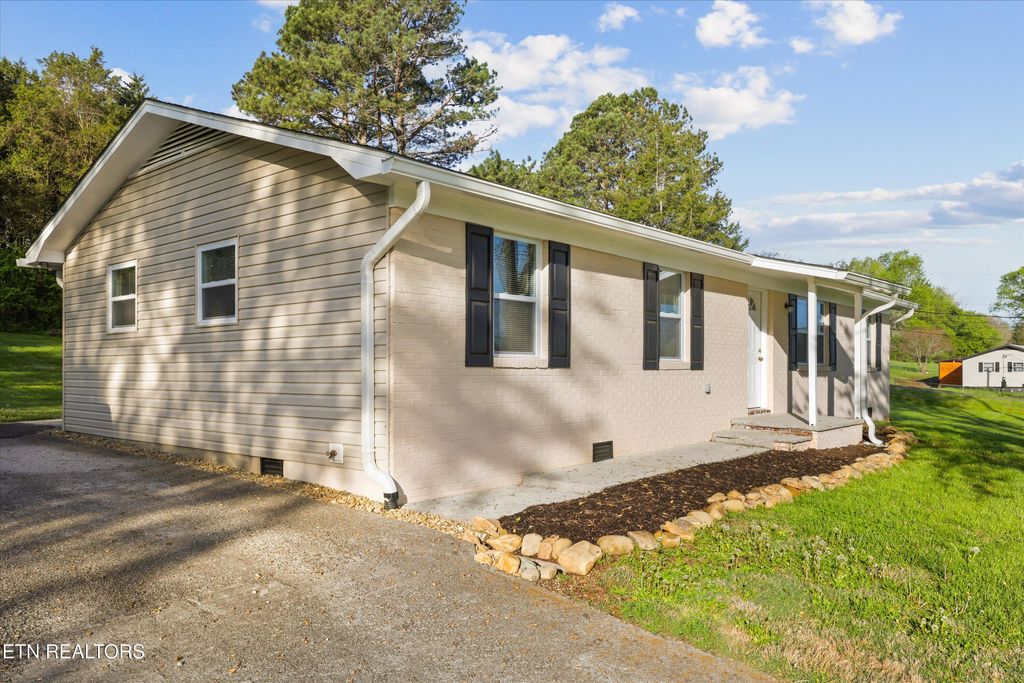 Photo of 403 Old Dandridge Pike, Strawberry Plains, TN 37871 (MLS # 1335852)